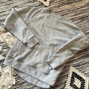 Reversible Lulu Lemon Grey sweater with pockets